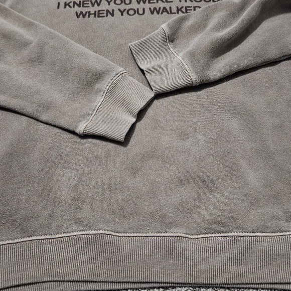 RED (Taylor's Version) Urban Outfitters Crewneck - Picture 5 of 16